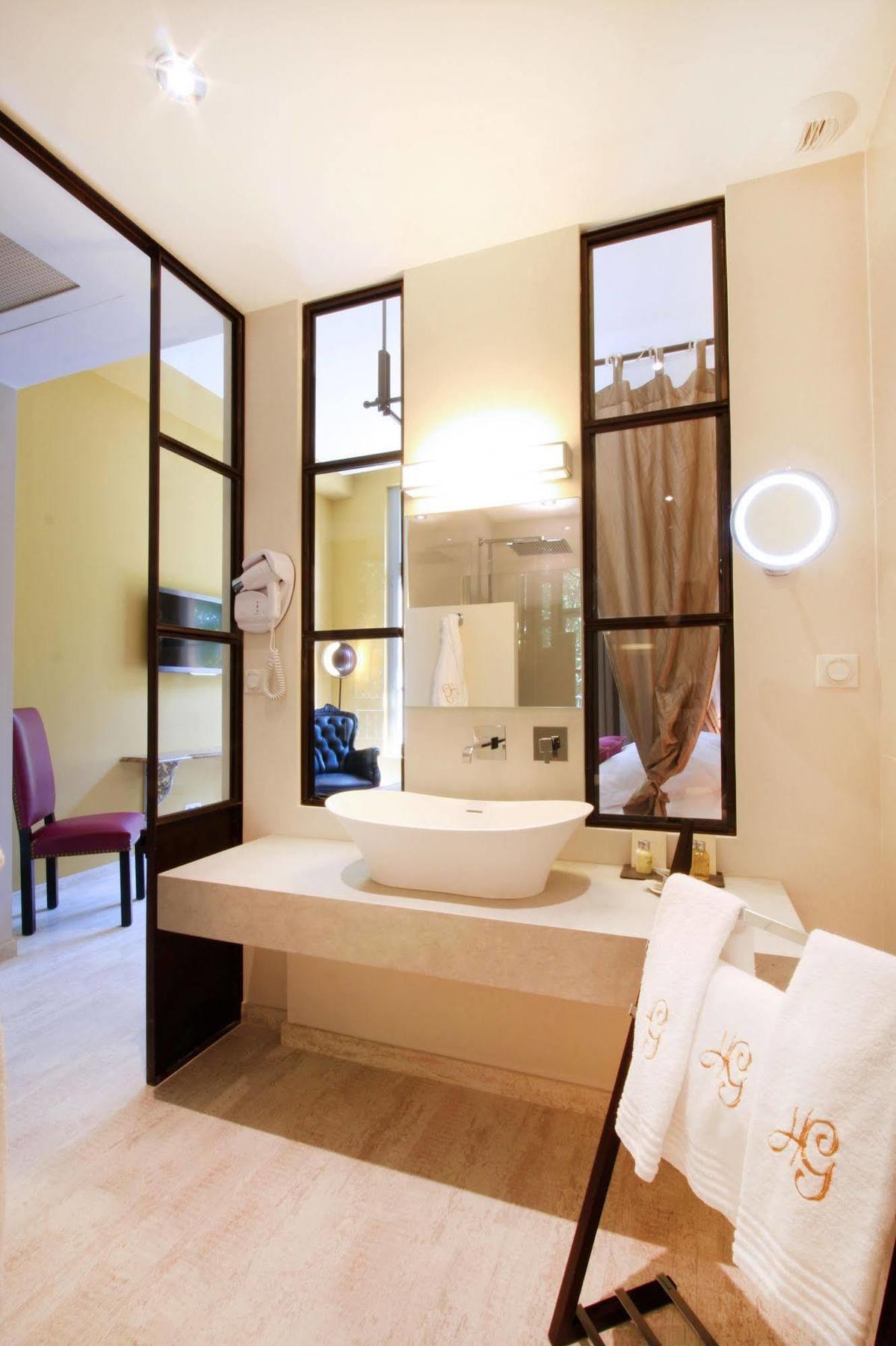 Hotel Les Deux Garcons 엑상프로방스 외부 사진