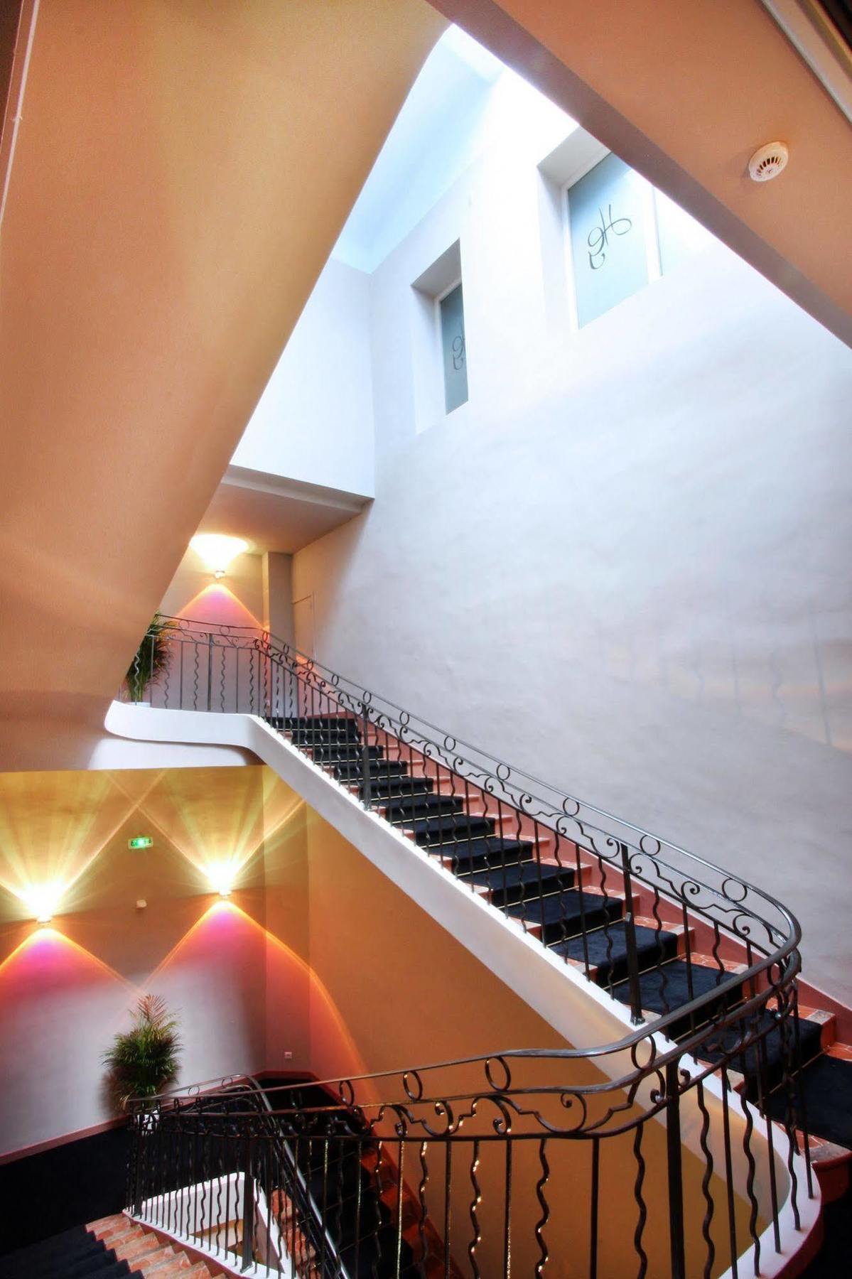 Hotel Les Deux Garcons 엑상프로방스 외부 사진