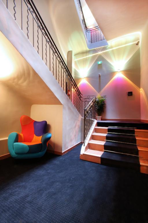Hotel Les Deux Garcons 엑상프로방스 외부 사진